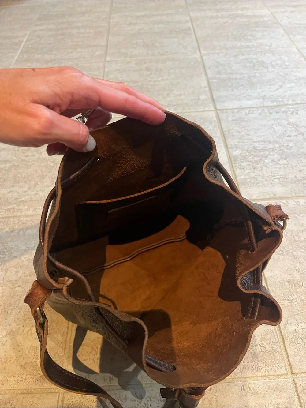 Women’s Brown Leather Bucket Bag with Drawstring closure - large
